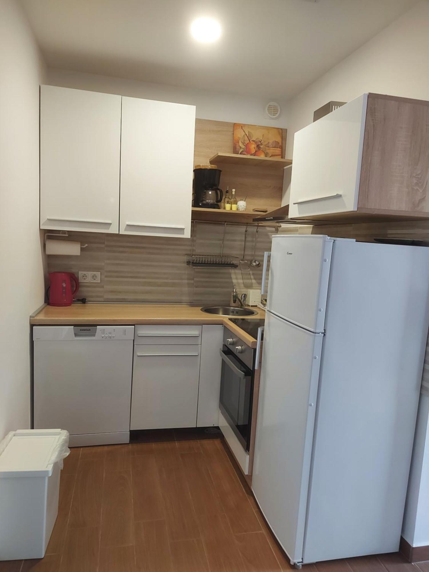 Apartman Lorna Turanj Eksteriør bilde